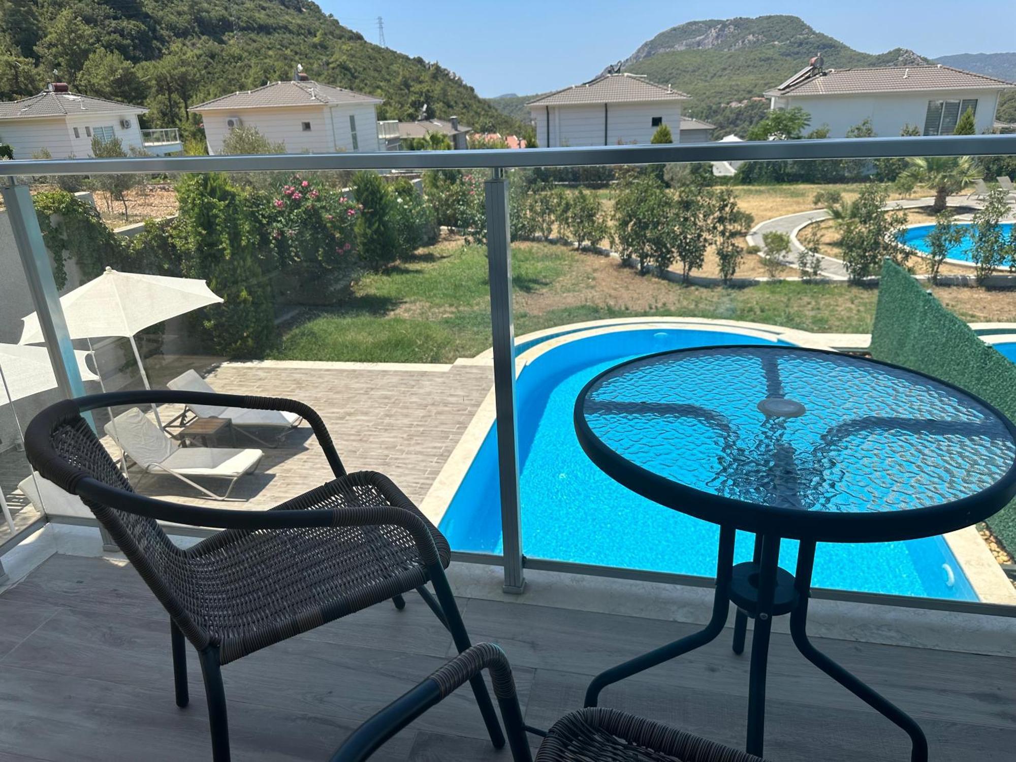 Vacation Home With Private Pool, Fethiye, Oludeniz Cedit エクステリア 写真