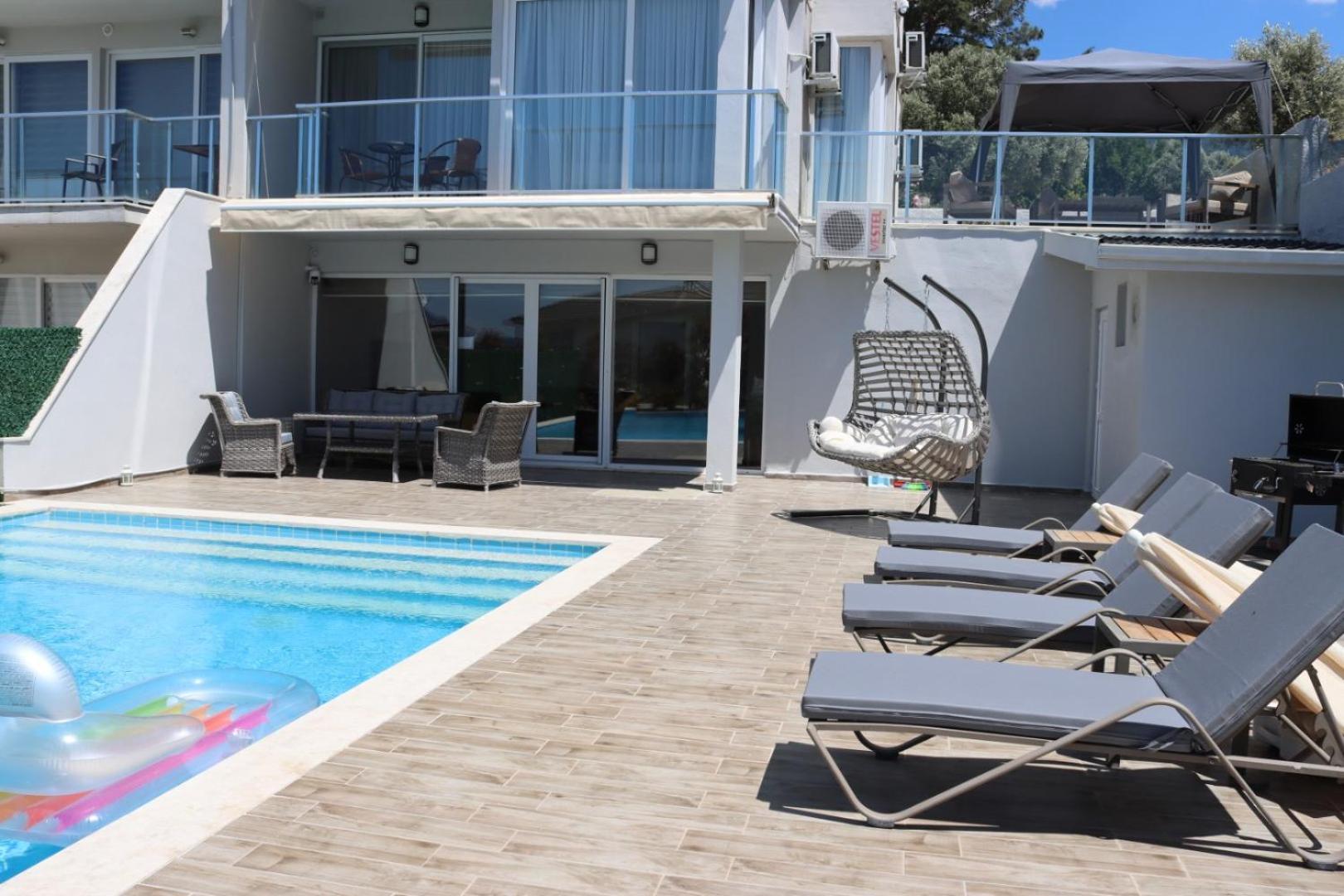 Vacation Home With Private Pool, Fethiye, Oludeniz Cedit エクステリア 写真